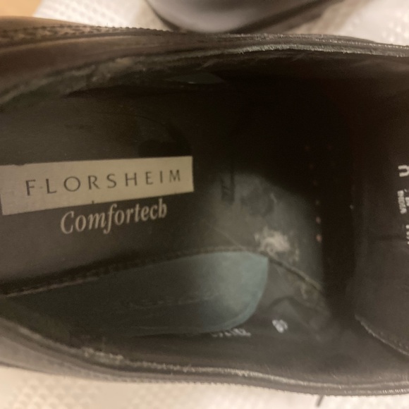 Men’s black lace-up Florsheim dress shoes - Picture 3 of 6